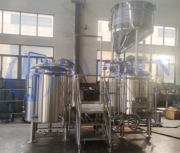 7BBL Brewhouse with hopper