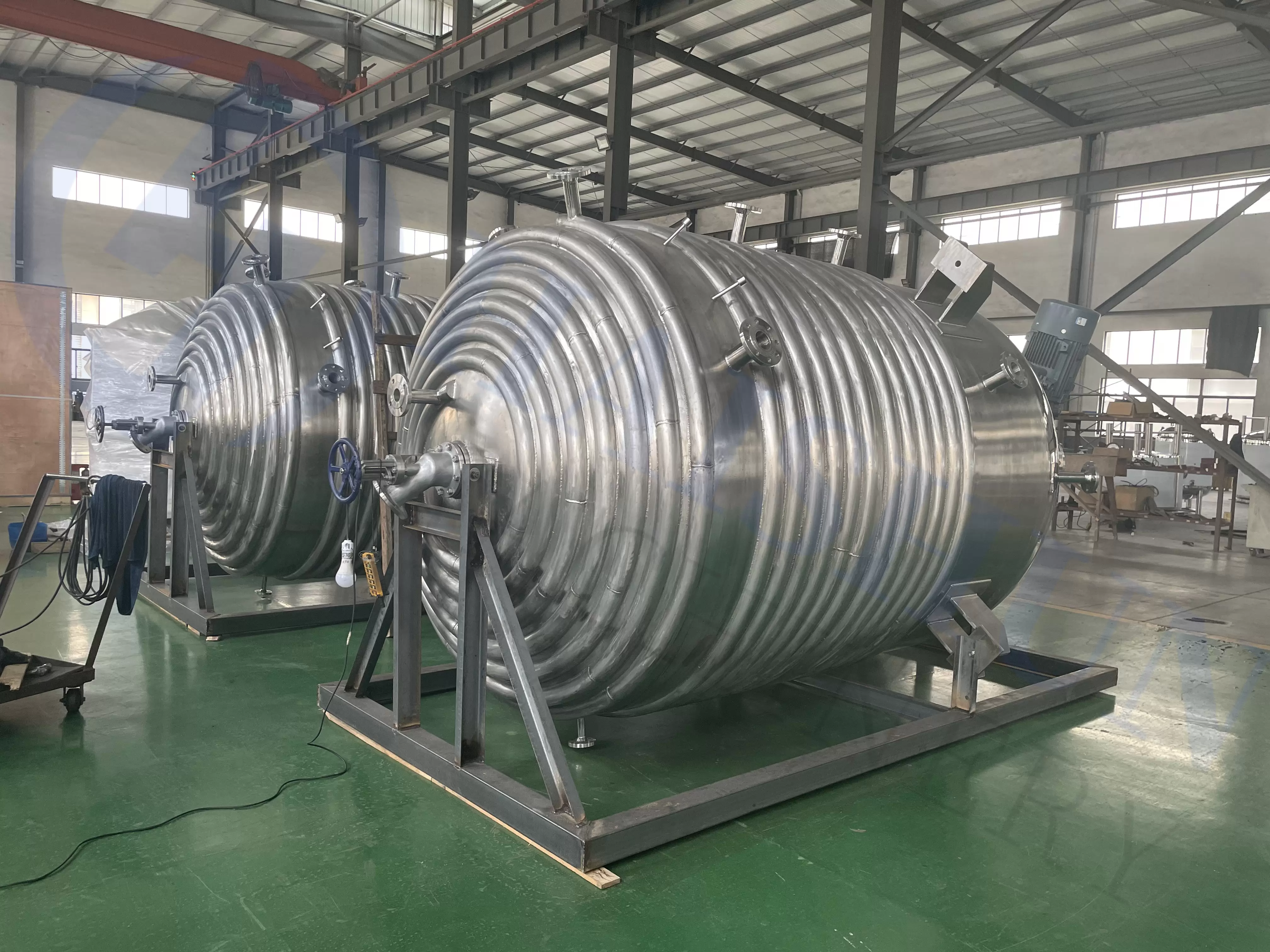 How Inner Paddle Mixers with Coil Cooling Systems Optimize Your Production Process